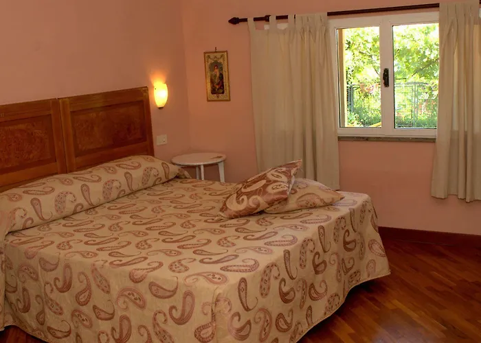 Hotel Orto Di Rome